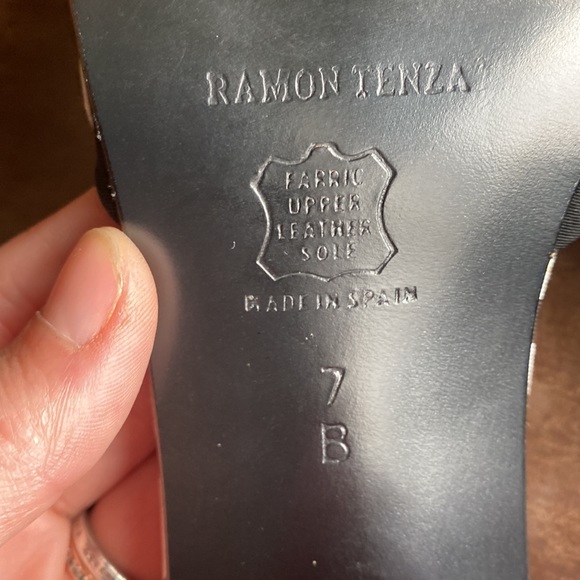 Ramon Tenza Heels - Picture 5 of 6
